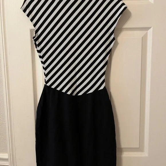 Vintage blk white stripe dress - Picture 2 of 5